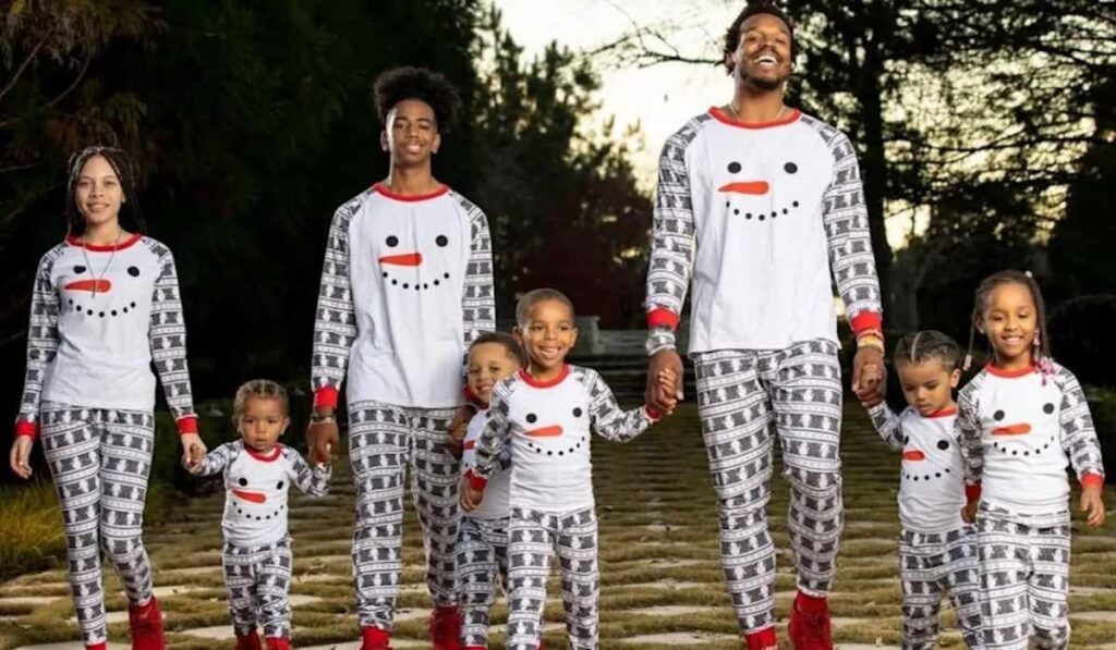 Cashmere Saint Newton